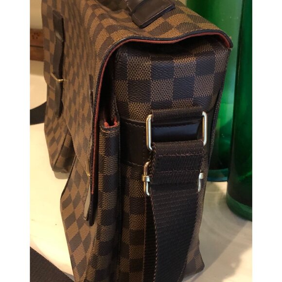 ** SOLD**LOUIS VUITTON Authentic Broadway Damier Ebene Messenger Crossbody Bag - Picture 4 of 16
